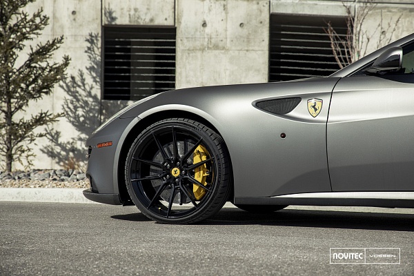 Фото дисков NOVITEC NF8 Черный глянец на Ferrari GTC4Lusso