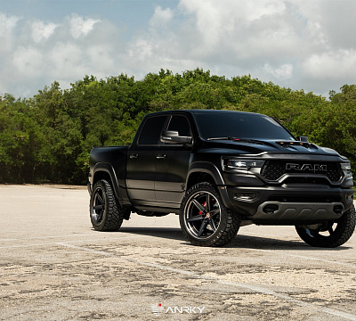 Фото дисков Anrky AN36-S на Ram 1500 V