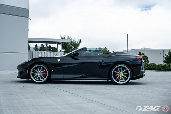 Фото дисков NOVITEC NF8 Серебро на Ferrari Portofino