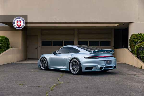 Фото дисков HRE 517 Сатиновый темный лак на Porsche 911 VIII