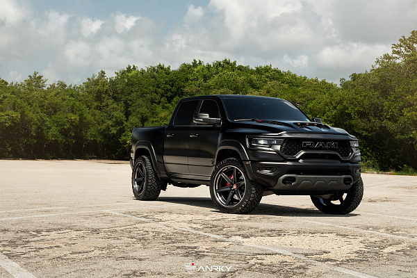 Фото дисков Anrky AN36-S Черный сатин на Ram 1500 V