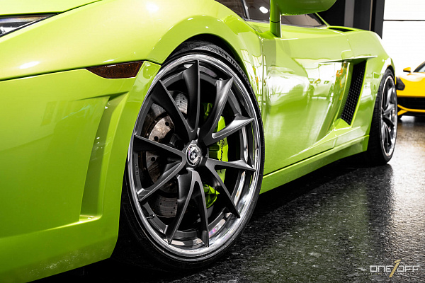 Фото дисков HRE S204H Сатиновый графит на Lamborghini Gallardo