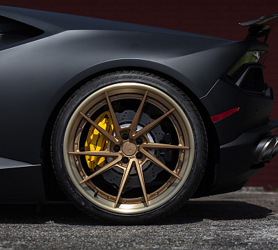 Фото дисков Anrky AN33 на Lamborghini Huracan