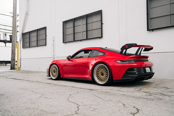 Фото дисков Brixton Forged TR20 Сатиновое золото на Porsche 911 VIII