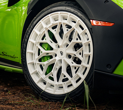 Фото дисков Vossen LC3-02 на Lamborghini Huracan