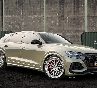 Фото дисков Strasse Wheels SV10M Deep Concave FS на Audi Q8