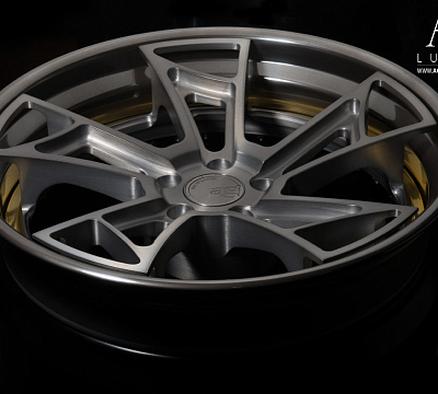 Avant Garde AGL24