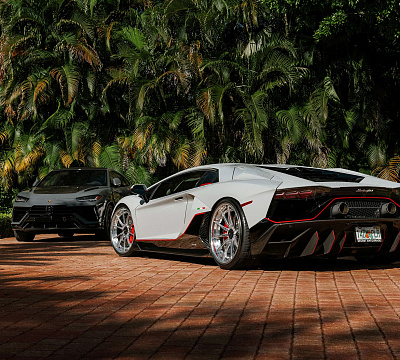 Фото дисков 1886 Wheels G010 на Lamborghini Aventador