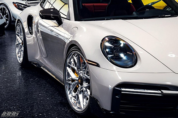 Фото дисков 1886 Wheels G009 Глянцевый лак на Porsche 911 VIII