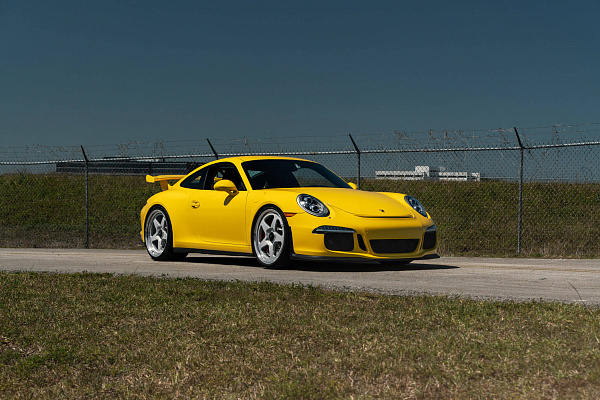 Фото дисков HRE 527 Серебро на Porsche 911 VII
