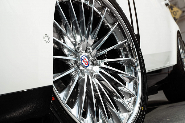 Фото дисков HRE S209H Полированный лак на Range Rover V