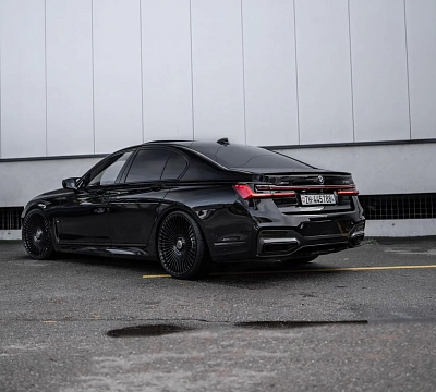 Фото дисков ST Wheels ST5 на BMW 7 (G70)