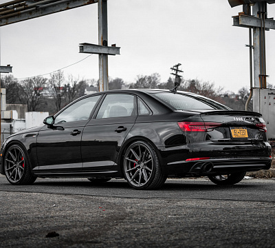 Фото дисков Vossen HF-3 на Audi A/S/RS 4 (B9)