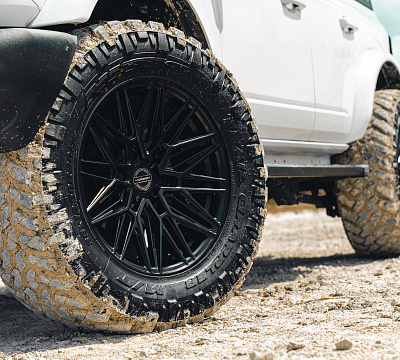 Фото дисков Vossen HF6-5 на Ford Bronco