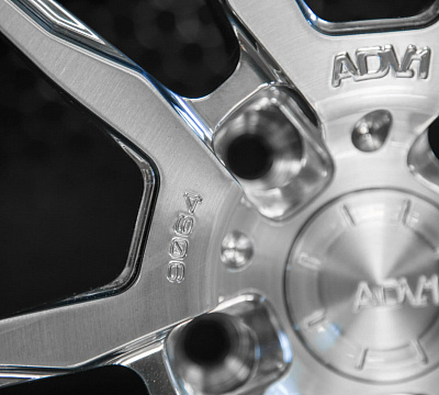 ADV.1 ADV5.2 Track Spec CS