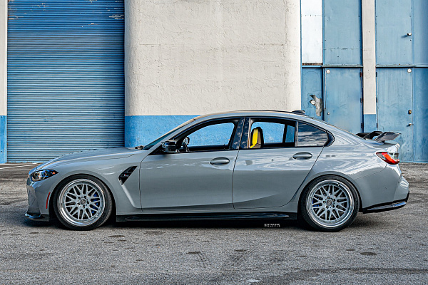 Фото дисков Strasse Wheels SM10 Track Другой цвет на BMW 3/M3 (G2x/G80)