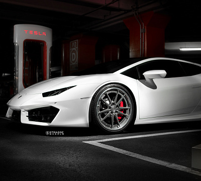 Фото дисков Strasse Wheels SV1 Deep Concave FS на Lamborghini Huracan