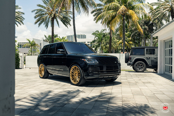 Фото дисков Vossen S17-04 Глянцевое золото на Land Rover Range Rover IV