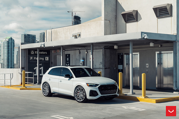 Фото дисков Vossen HF-7 Серебро на Audi Q5 GU