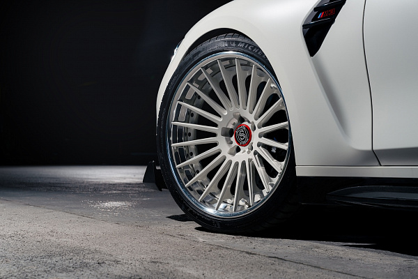Фото дисков Strasse Wheels SV20 Deep Concave FS Белый глянец на BMW 3/M3 (G2x/G80)