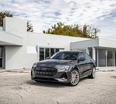 Фото дисков Vossen HF-4T на Audi E-tron