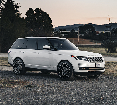Фото дисков Brixton Forged LX01 на Land Rover Range Rover IV