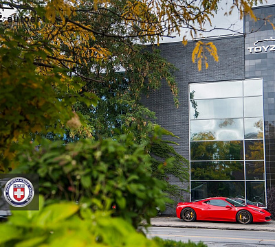 Фото дисков HRE S107 на Ferrari 458