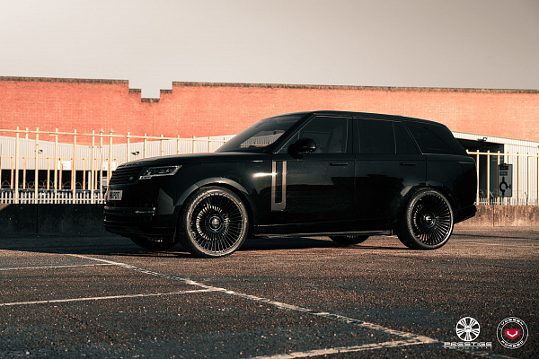 Фото дисков Vossen S17-16 Черный глянец на Range Rover V