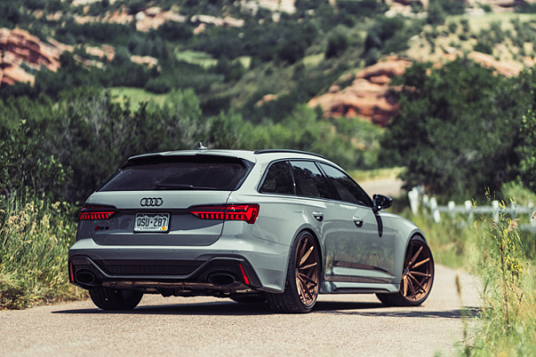 Фото дисков Brixton Forged R11-R Сатиновая бронза на Audi A/RS 6 (C8)