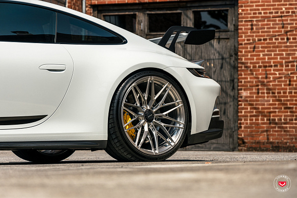 Фото дисков Vossen S21-02 Глянцевый тонированный лак на Porsche 911 VIII
