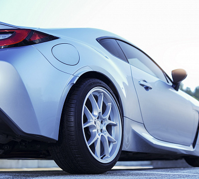 Фото дисков Rotiform LTN-J на Subaru BRZ II