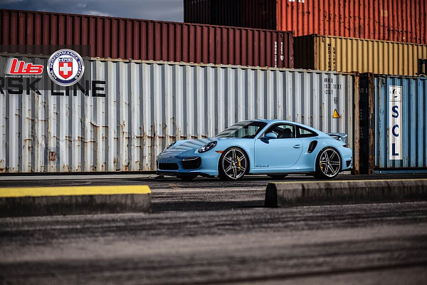 Фото дисков HRE P106 Сатиновый темный лак на Porsche 911 VII