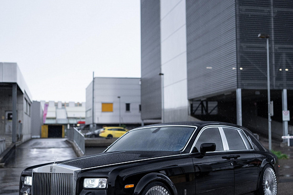 Фото дисков ST Wheels ST5 Полированный лак на Rolls-Royce Phantom
