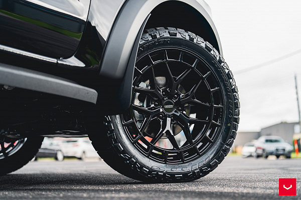 Фото дисков Vossen HFX-1 (6-Lug) Черный глянец на Ford Ranger T6.2