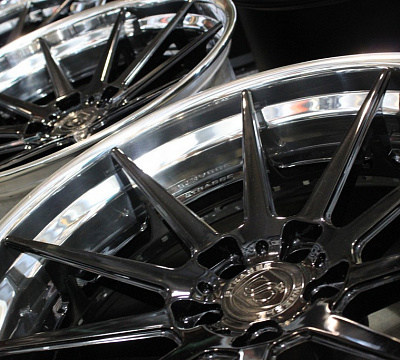Strasse Wheels R10 Deep Concave FS