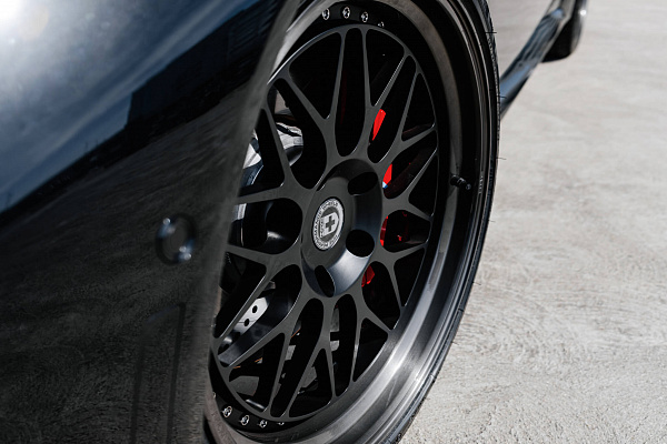 Фото дисков HRE 300 Черный сатин на BMW 5/M5 (G60/G90)
