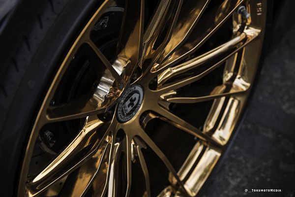 Фото дисков HRE P103 Глянцевое темное золото на Mercedes-Benz SL (R230)