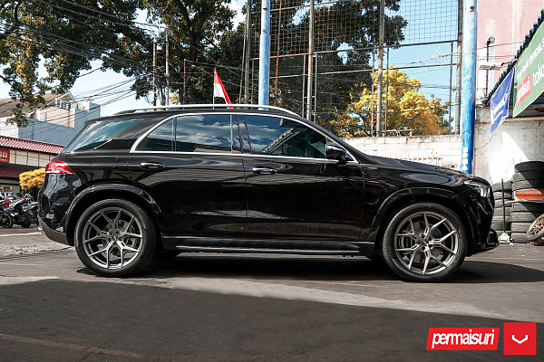 Фото дисков Vossen HF-5 Сатиновый графит на Mercedes-Benz GLE II