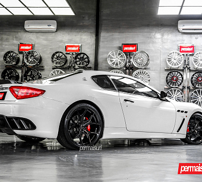 Фото дисков Vossen HF-5 на Maserati GranTurismo I