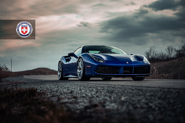 Фото дисков HRE P101 Глянцевый лак на Ferrari 488