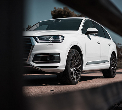 Фото дисков Vossen HF-2 на Audi Q7 (4M)