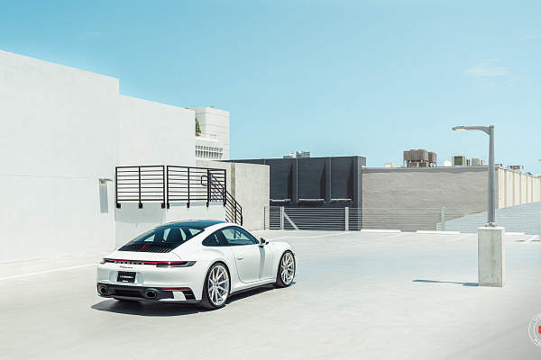 Фото дисков Vossen EVO-2 Глянцевый лак на Porsche 911 VIII