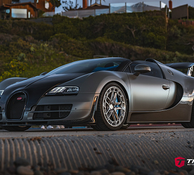 Фото дисков Vossen LC3-03T на Bugatti Veyron