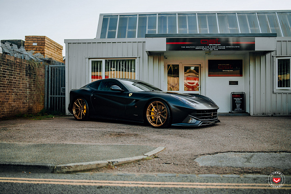 Фото дисков Vossen EVO-2R Глянцевое темное золото на Ferrari F12