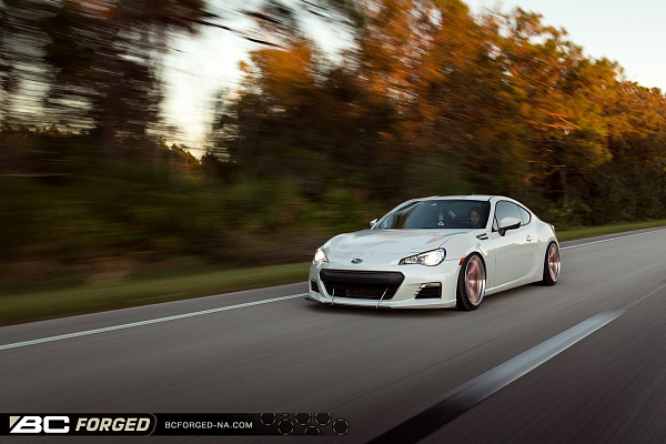 Фото дисков BC Forged HCS04 Другой цвет на Subaru BRZ I