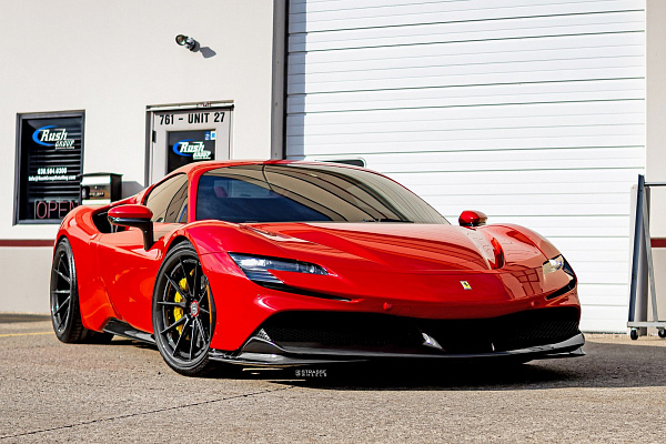 Фото дисков Savini SV10 Другой цвет на Ferrari SF90