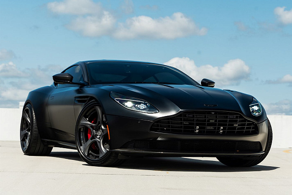 Фото дисков Anrky XR-305 Сатиновый графит на Aston Martin DB11