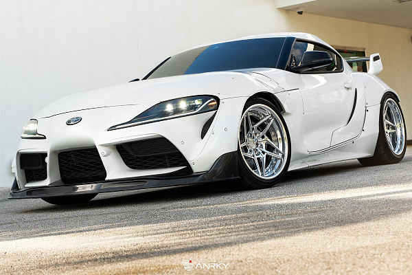 Фото дисков Anrky S3-X3 Полированный лак на Toyota Supra A90