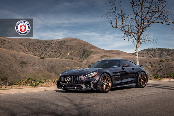 Фото дисков HRE P104 Сатиновая темная медь на Mercedes-Benz AMG GT I