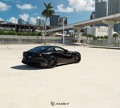 Фото дисков Anrky AN12 на Ferrari F12
